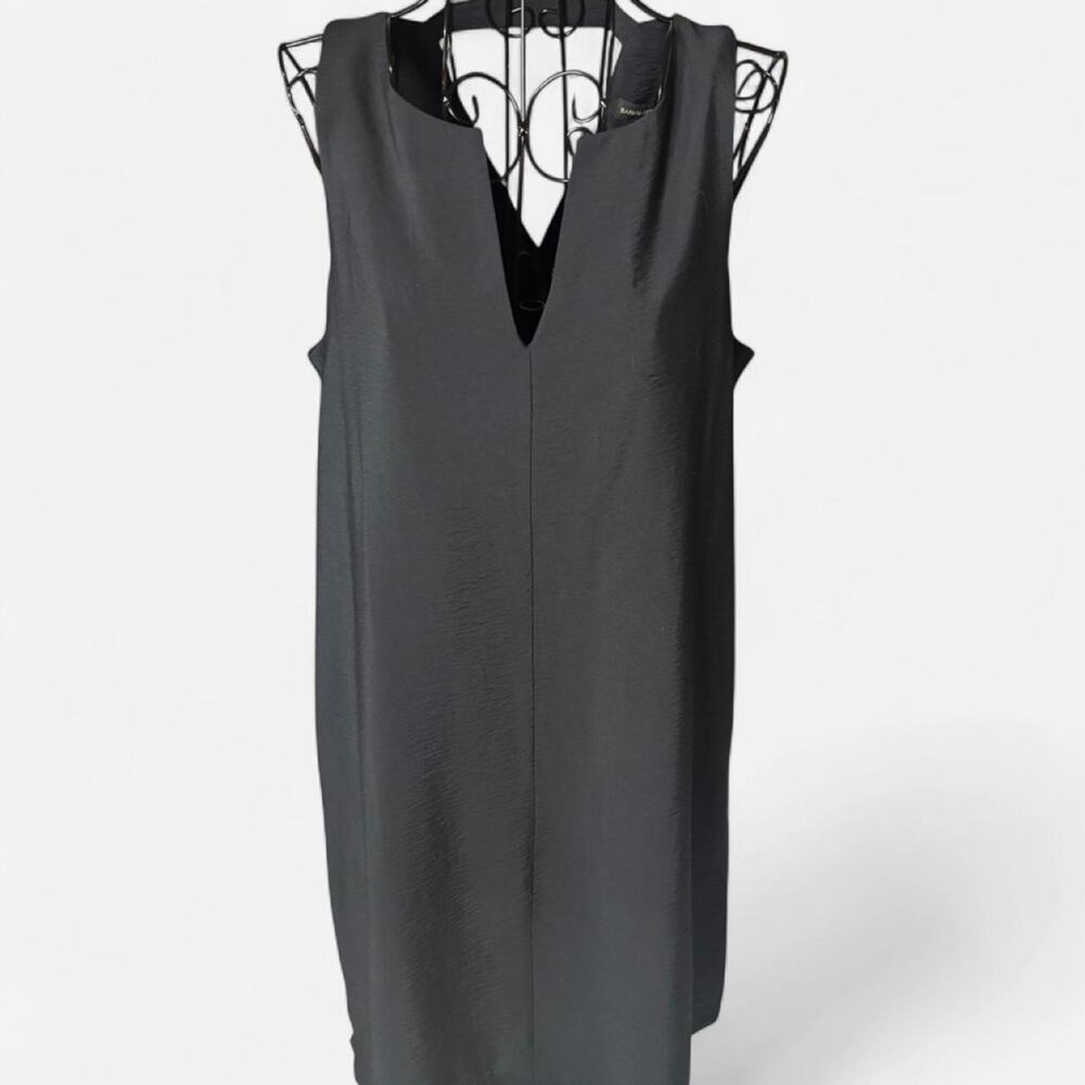 Banana Republic Textured Satin Shift Dress Black Sleeveless V-Neck NWT Medium
